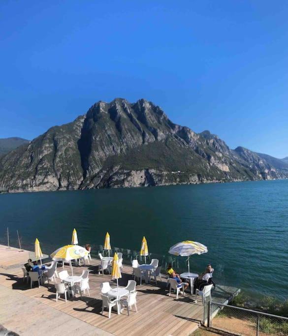 Irina'S House With View On Like And Swimming Pool Leilighet Riva di Solto Eksteriør bilde