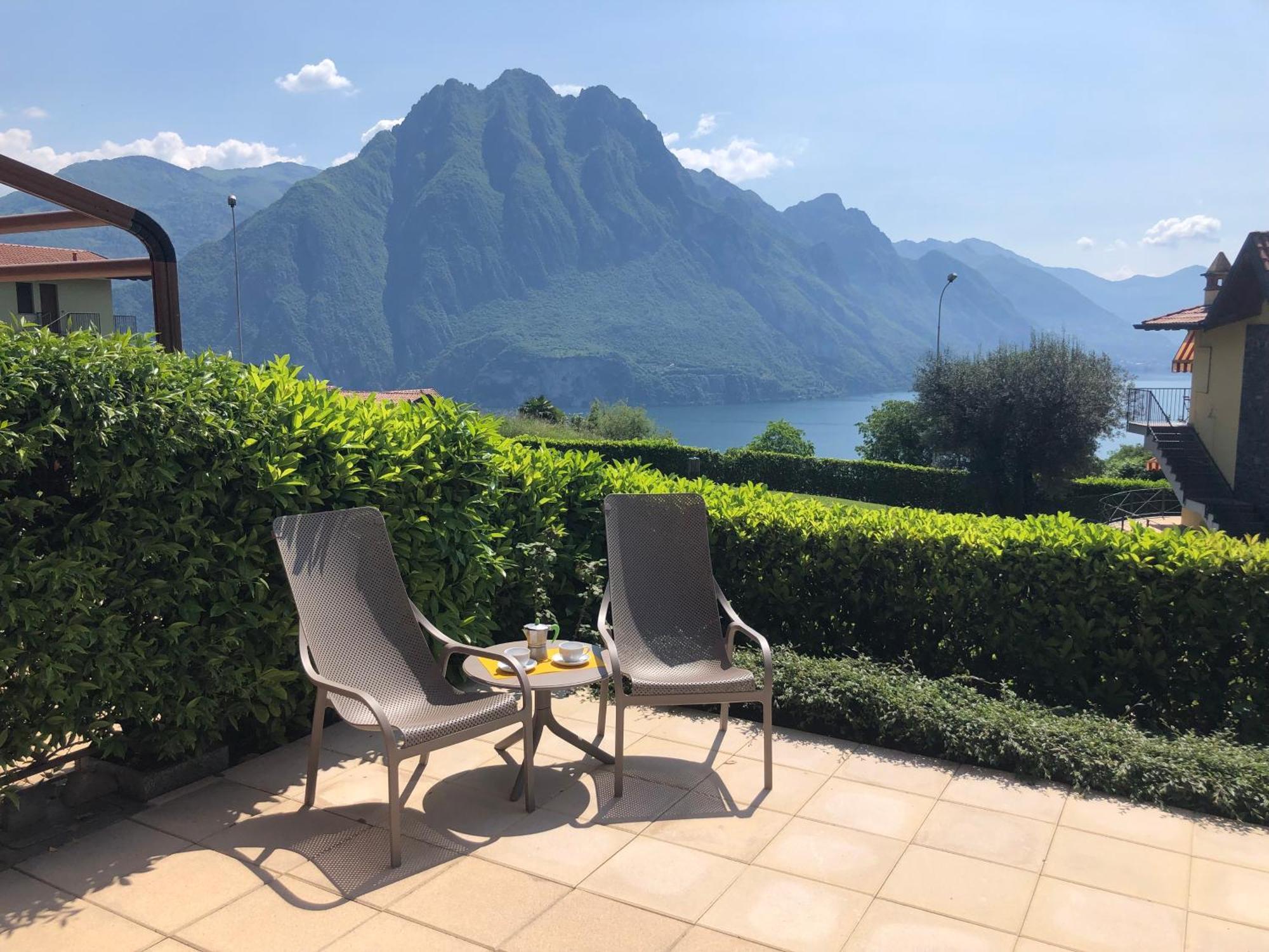 Irina'S House With View On Like And Swimming Pool Leilighet Riva di Solto Eksteriør bilde